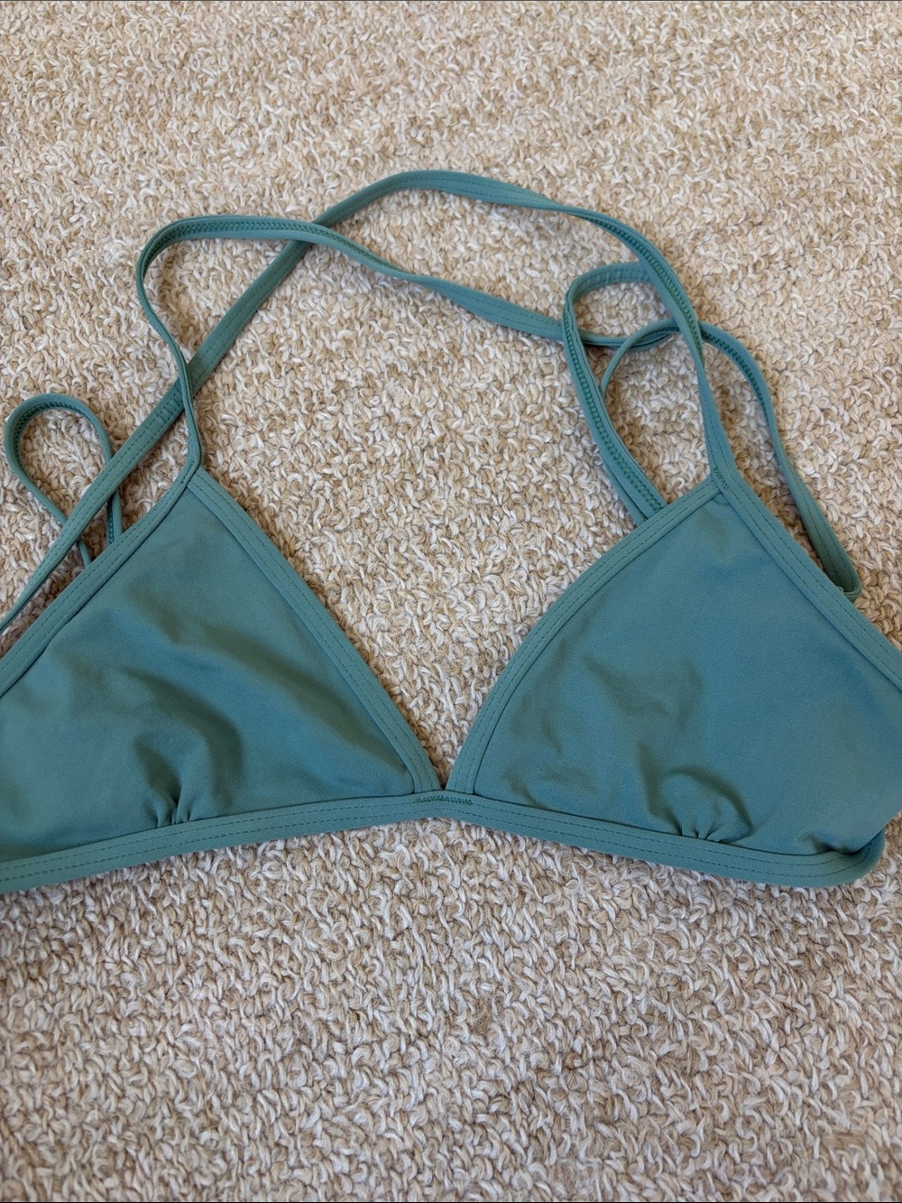 Jolyn triangle top, size XL